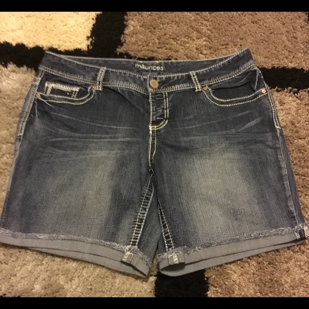 Maurice’s brand shorts